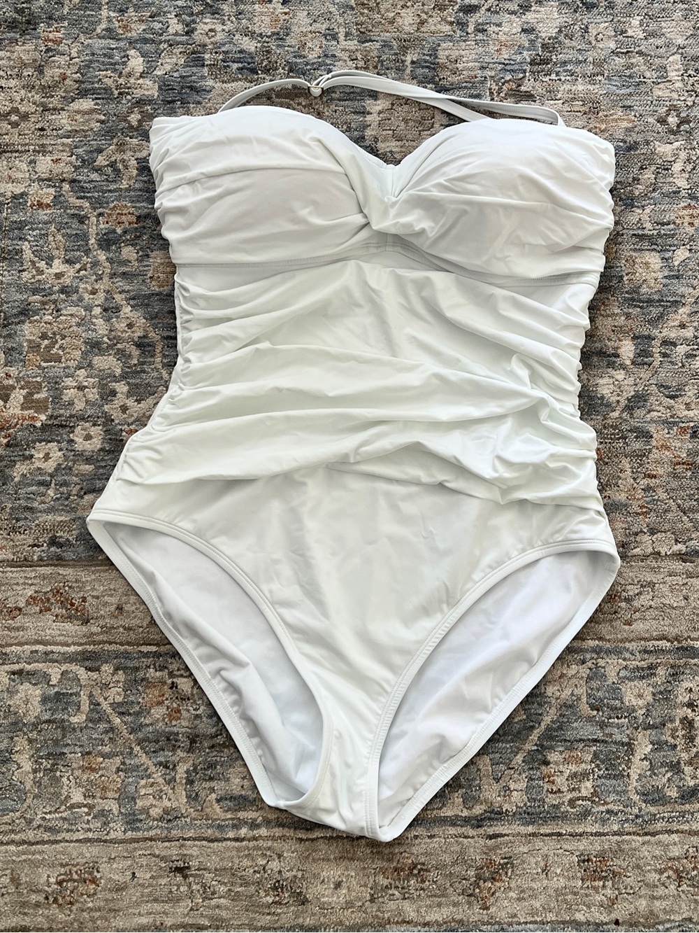 Lilly Pulitzer Women’s Classic White Ruched One-Piece Swimsuit Size 16 WornOnce